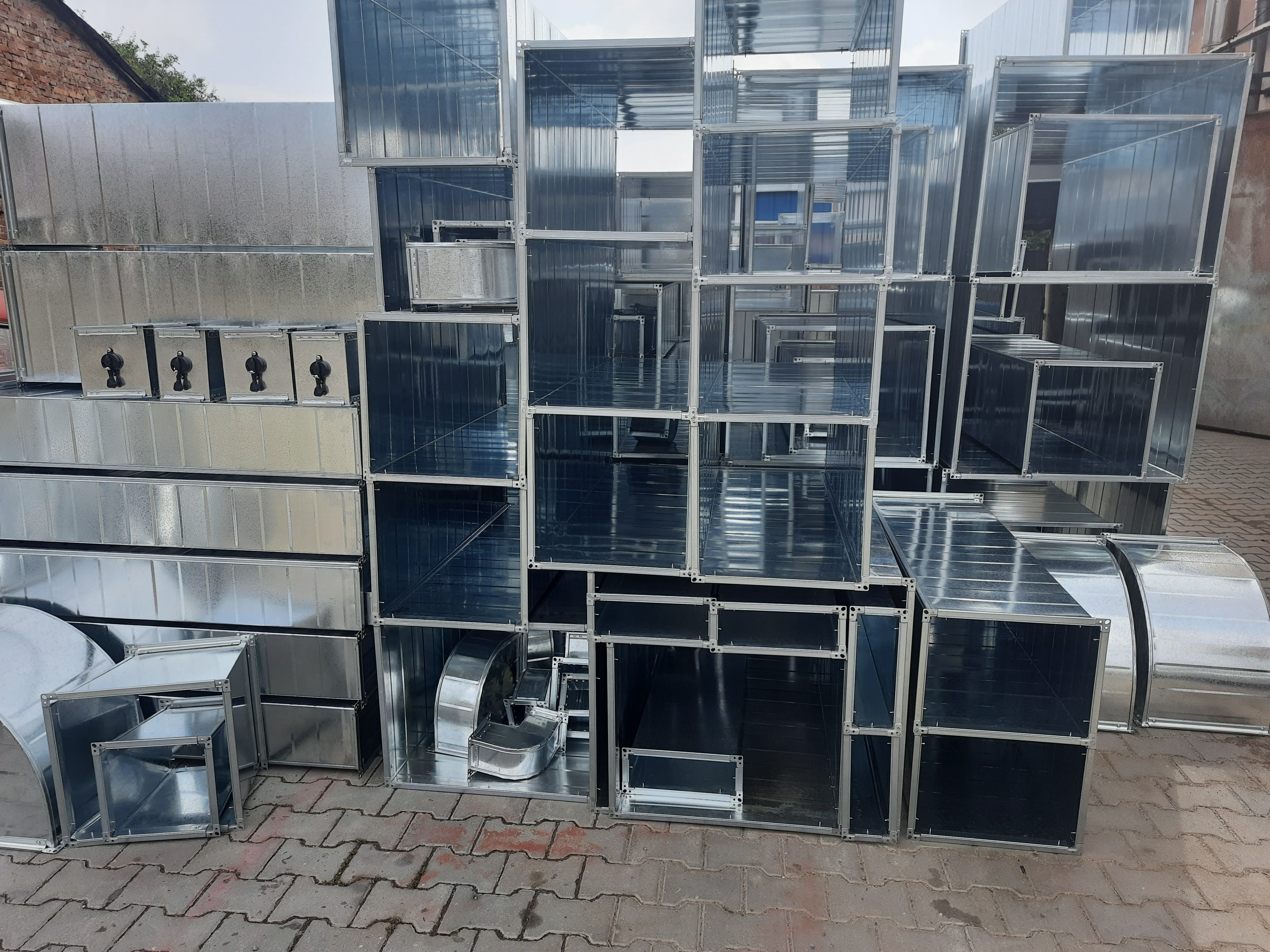 Повітроповоди прямокутні та круглі з оцинкованої сталі